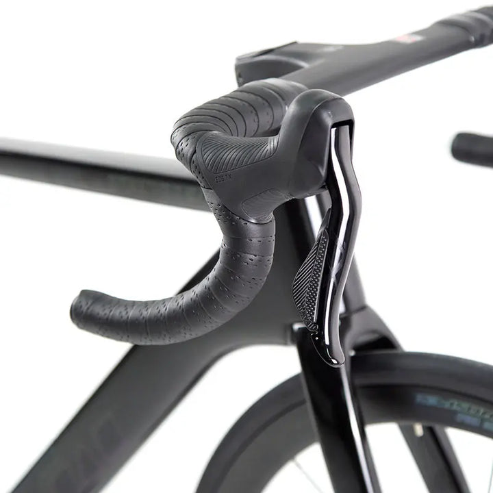 2024 Twitter R15 Pro Carbon Road Bike - Carbon Wheels 28GOODS, bicycle hk, Hong Kong bicycle, Road Bike, Cycling today, cycling in Hong Kong