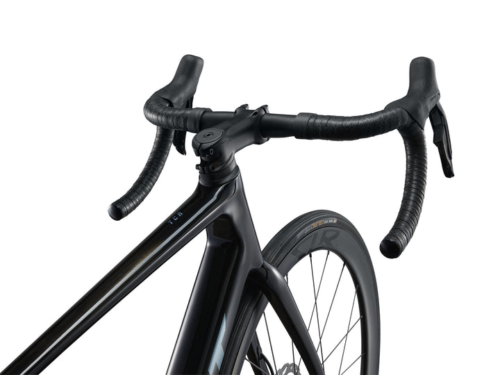 2025 GIANT TCR ADVANCED PRO 1 Di2 ROAD BIKE