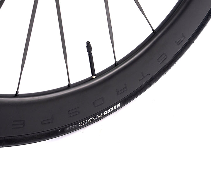 CYCTRAC R18 Carbon Road Bike