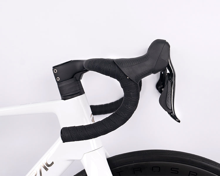 CYCTRAC R18 Carbon Road Bike