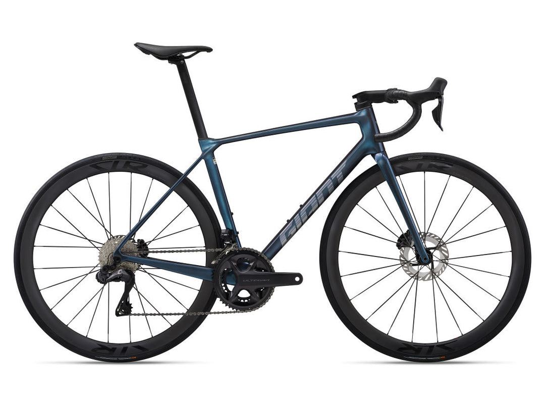 2025 GIANT TCR ADVANCED PRO KOM ROAD BIKE