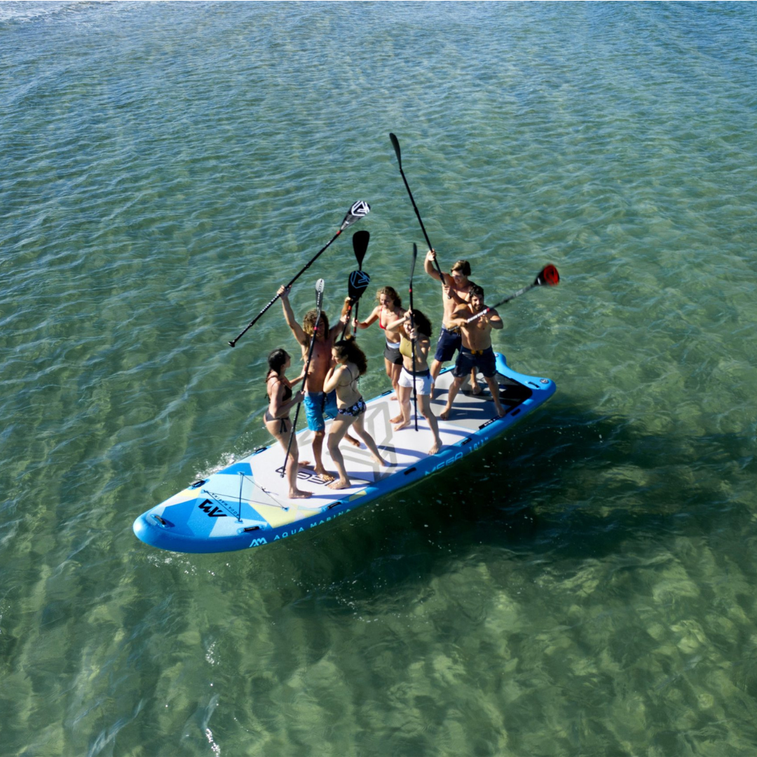 Aqua Marina Mega Multi-Person Series 18'1 Aqua Marina Mega Multi-Person Series 18'1
