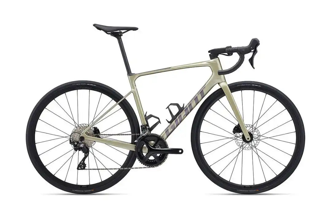 Giant 2024 DEFY ADVANCED 2 Giant 2024 DEFY ADVANCED 2