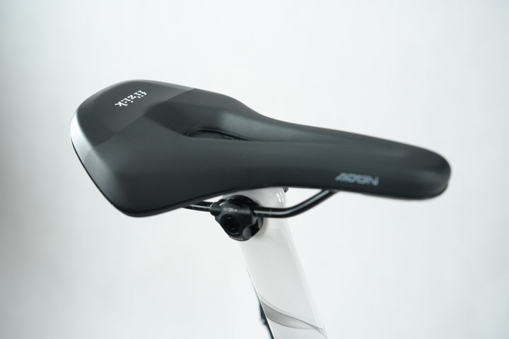 XDS 2025-RS7 24-Speed Road Bike