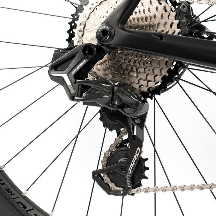 Twitter M10 carbon mountain bike – rear derailleur and cassette detail