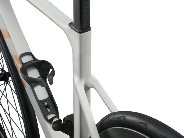 Liv EnviLiv Advanced 1 Shimano 105 Di2 drivetrain detail