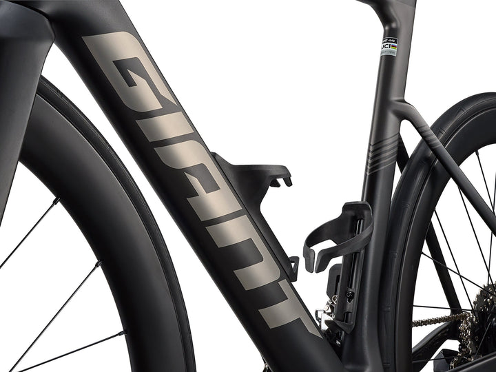 Giant 2027 Propel Advanced 1 road bike Gen 4