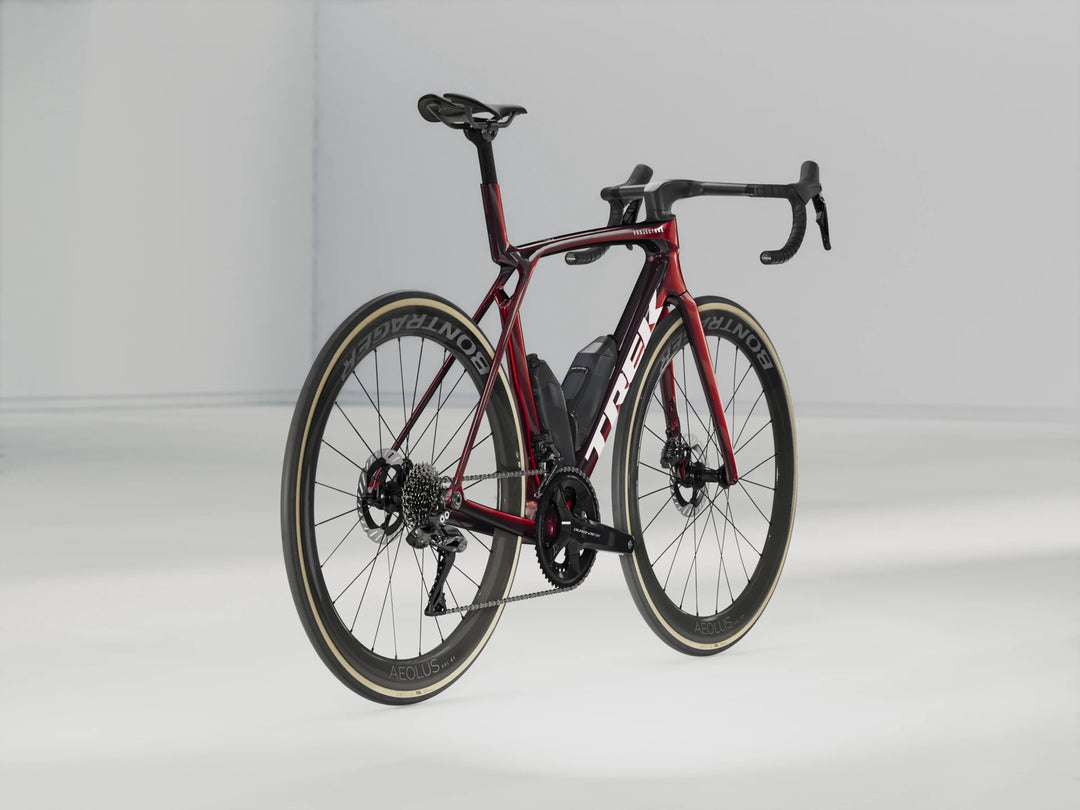 TREK 2025 Madone SLR 9 Gen 8 Road Bike TREK 2025 Madone SLR 9 Gen 8 Road Bike