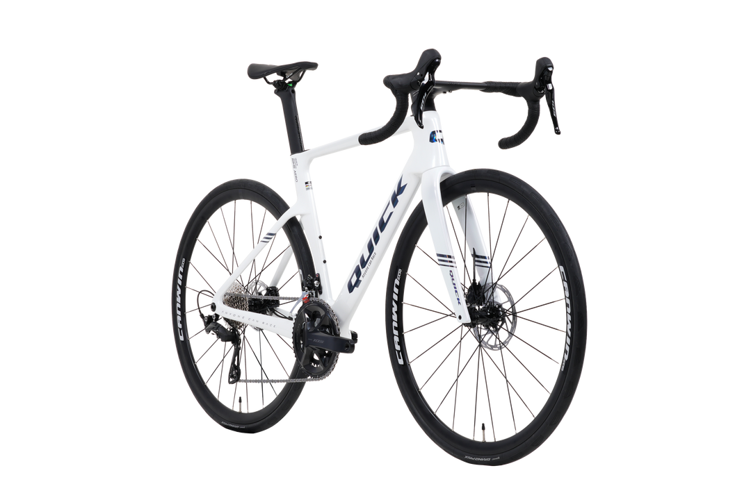 Quick Pro RIME AERO in Pearl White, three-quarter view
