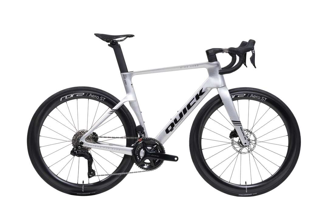 Quick Pro RIME AERO carbon aero road bike in Polar Silver, side view