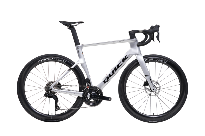 Quick Pro RIME AERO carbon aero road bike in Polar Silver, side view