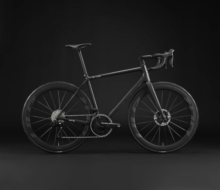 XDS X-LAB RT9 road bike in Shadowbox – side view