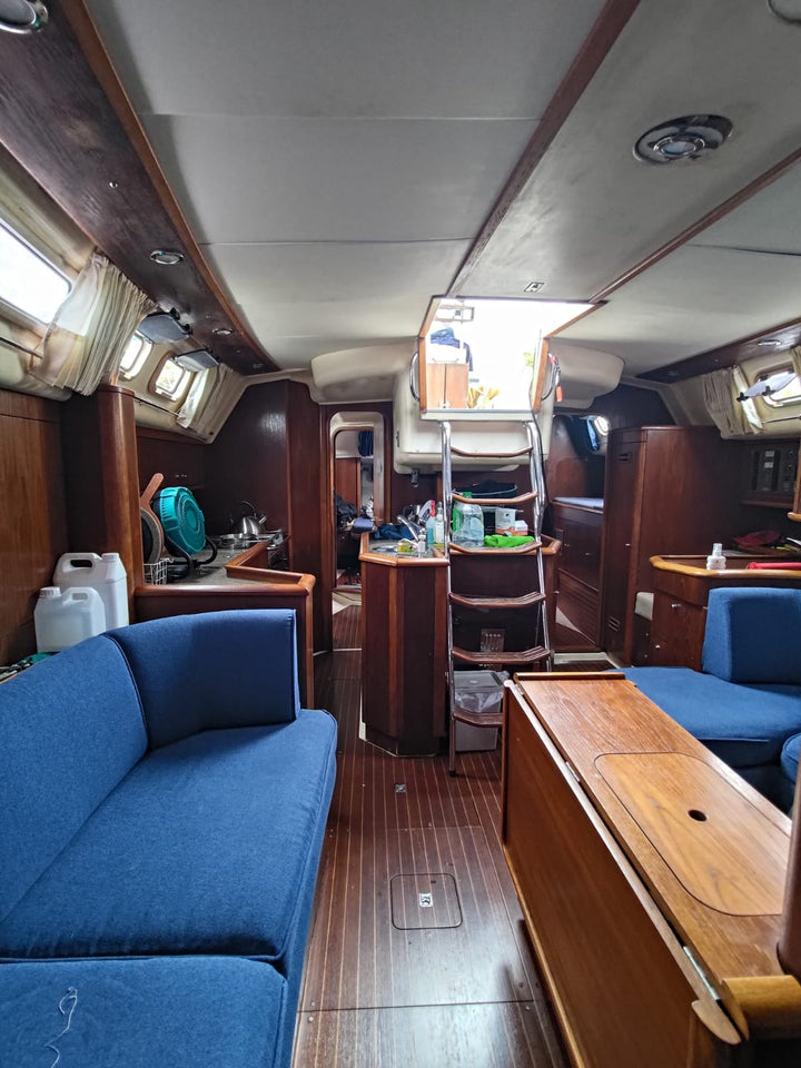 FOR SALE: Moody 42 Dixon – Elegant British 42ft Bluewater Cruiser | Year 2000 | Located in Tai Po