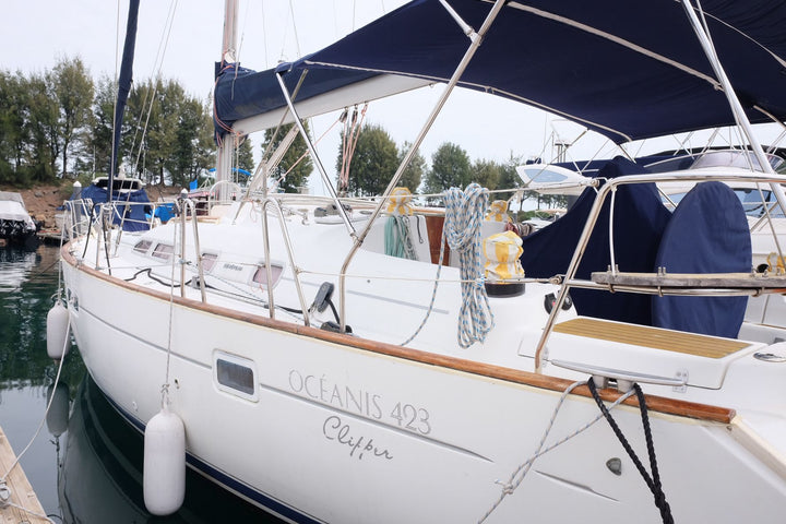 FOR SALE: 2006 BENETEAU OCEANIS 423 CLIPPER – EXCEPTIONAL CONDITION & READY TO SAIL