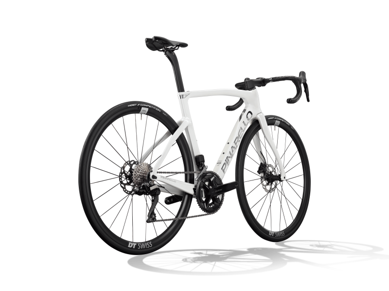 Pinarello 2026 F3 – Shimano 105 Di2 12-Speed Road Bike with DT Swiss A1800 Wheels