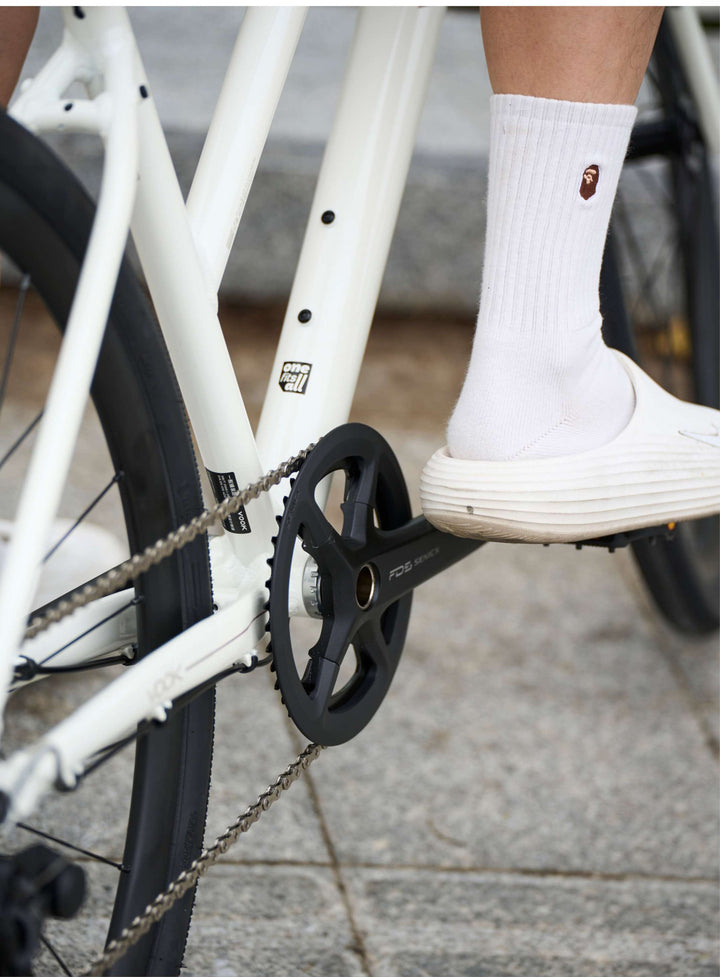 Close-up of the VOOK CRV crankset while pedalling