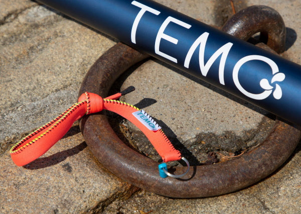 Spare magnetic key for TEMO·450 with its hand strap