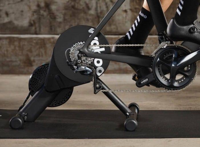 Wahoo rgb kickr core front wheel block